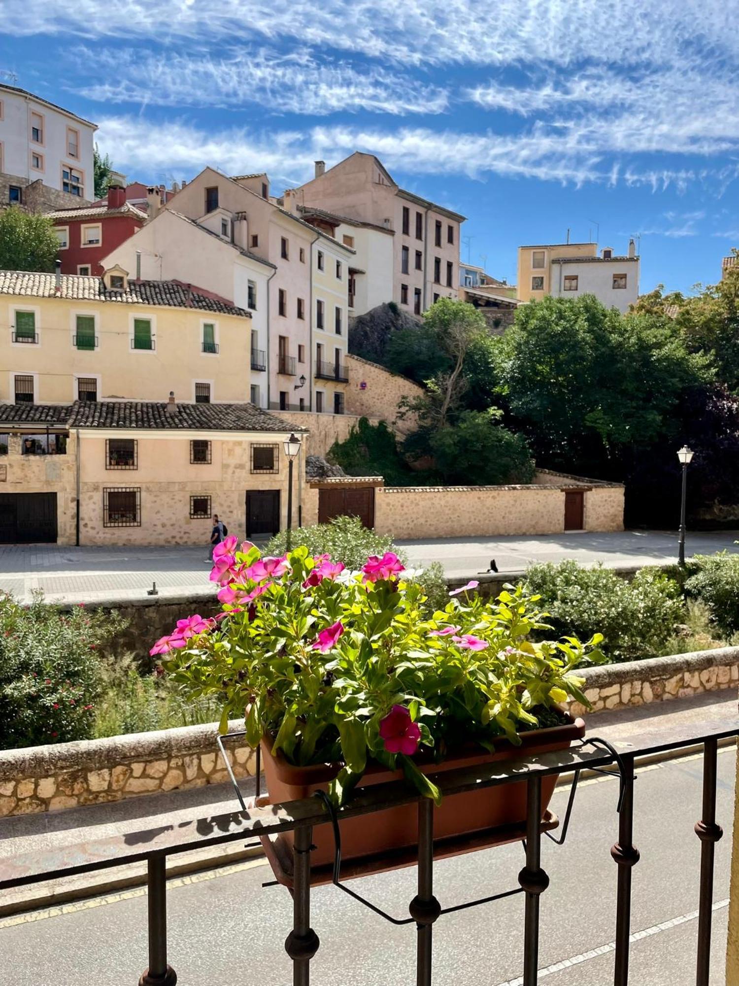 Hostal Posada Huecar Cuenca  Exteriör bild